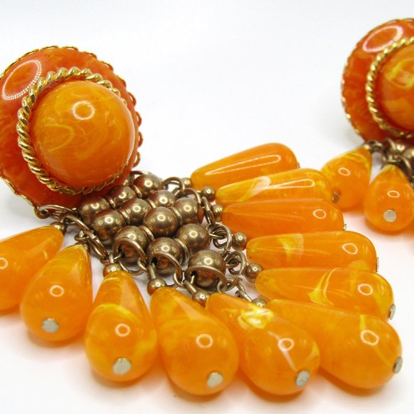 Vintage Lucite Dangle Earrings Yellow Cha Cha Statement Amazing Clip On - Picture 4 of 5